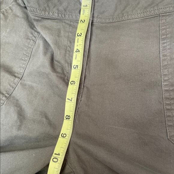 Liz Claiborne Capri Jeans Womens 16 Green Stretch Flat Front Pocket Comfy - Picture 8 of 8